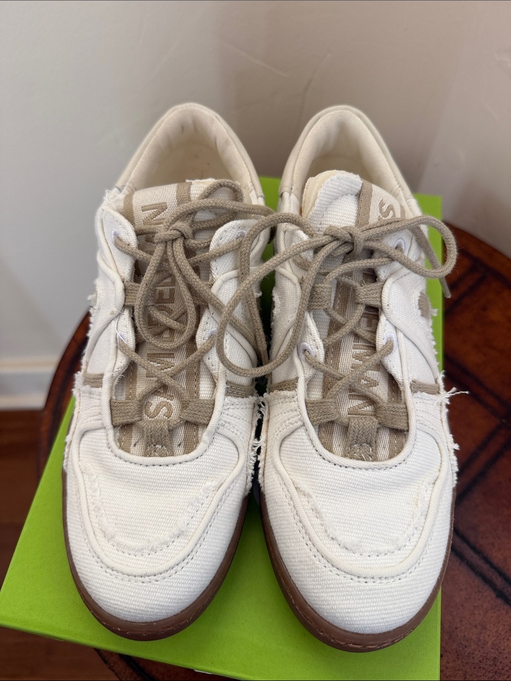 Sam Edelman White/Grey Canvas Jayne Men’s Sneaker - Picture 3 of 6